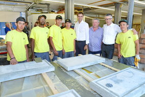 Erfolge bei Integration junger Bleibeberechtigter LH Wallner, Reinhard Braito und Beat Pilgram mit jugendlichen Flüchtlingen